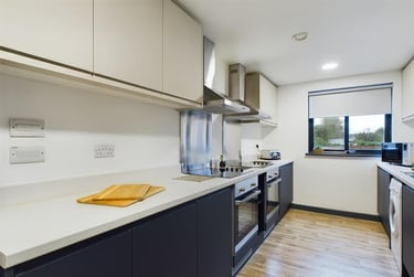 1 bed flat, Fletchamstead Highway, Canley, Coventry, CV49BY - Image 5